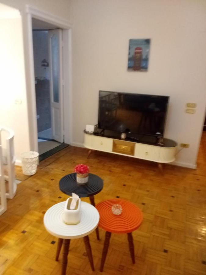 Apartment شقه فندقيه عائليه Cairo